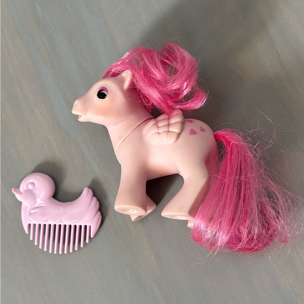 a vintage My Little Pony G1 toy featuring the character Heart Throb.